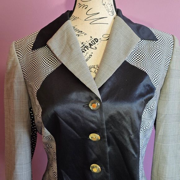 Escada vintage 90s wool silk art mixed patterns career blazer Germany. Medium - Picture 4 of 11